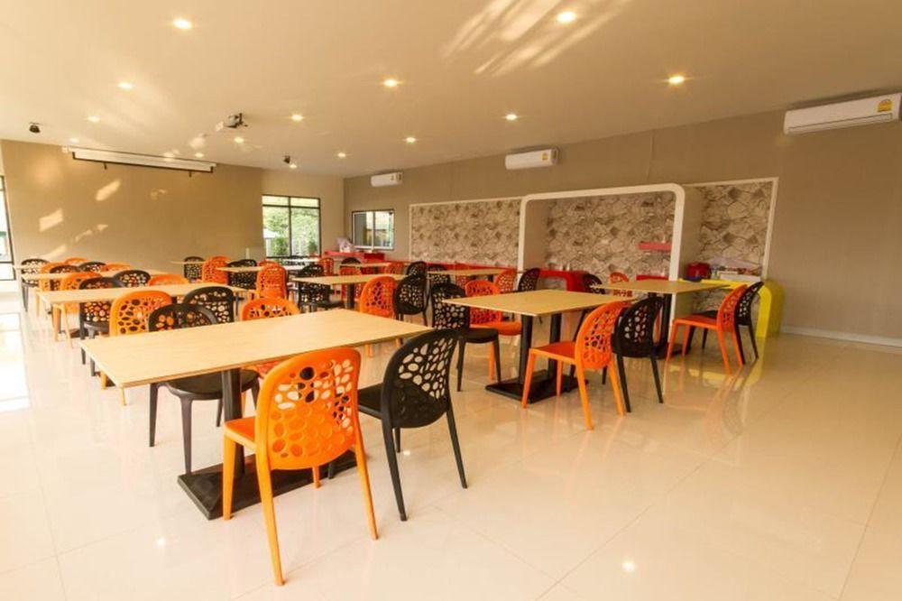 Bestiny Hotel & Restaurant Phetchabun Exteriör bild