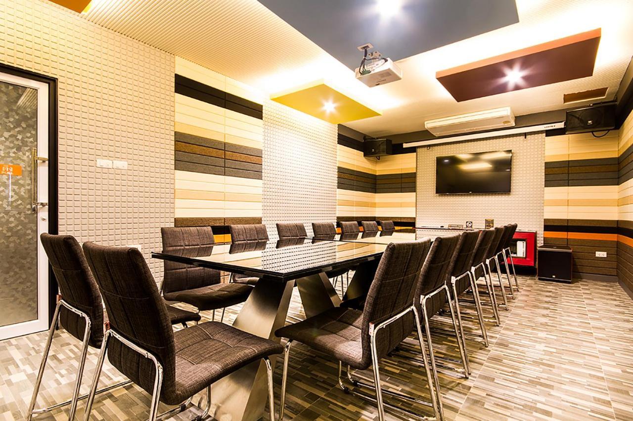 Bestiny Hotel & Restaurant Phetchabun Exteriör bild